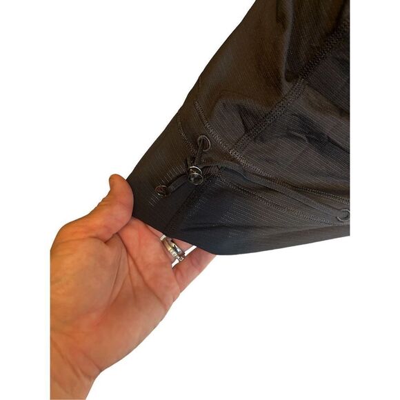 Lululemon Run Tame Tank with Drawstring size 4 - Picture 5 of 7